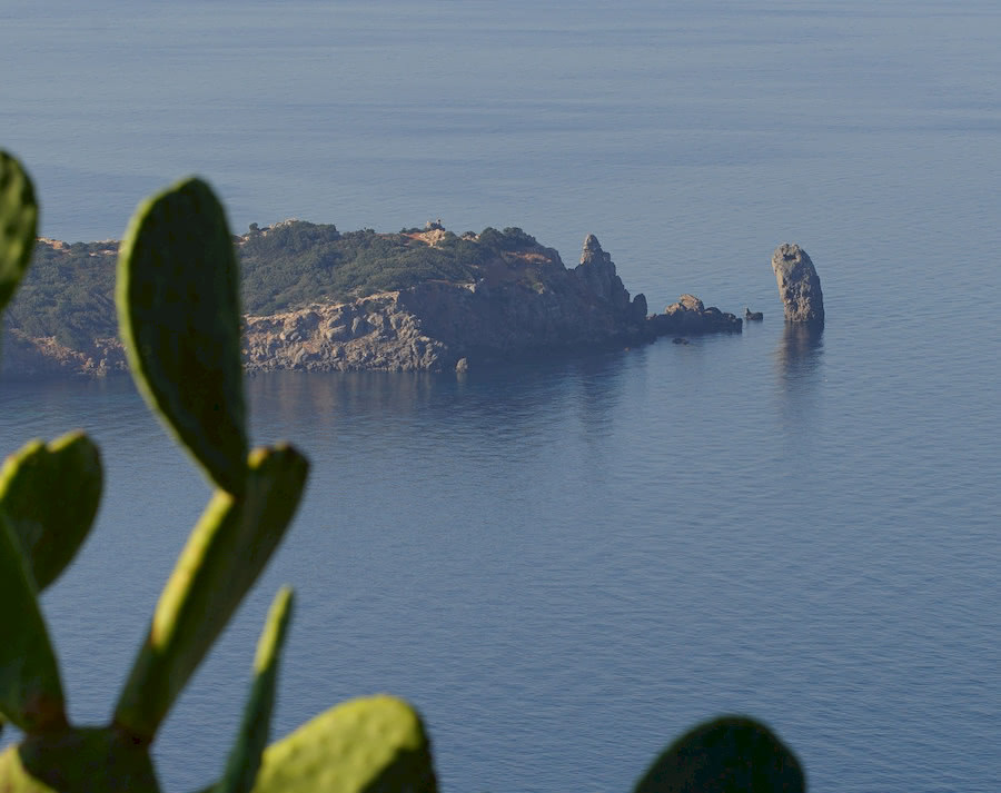Il Faraglione di Isola del Giglio